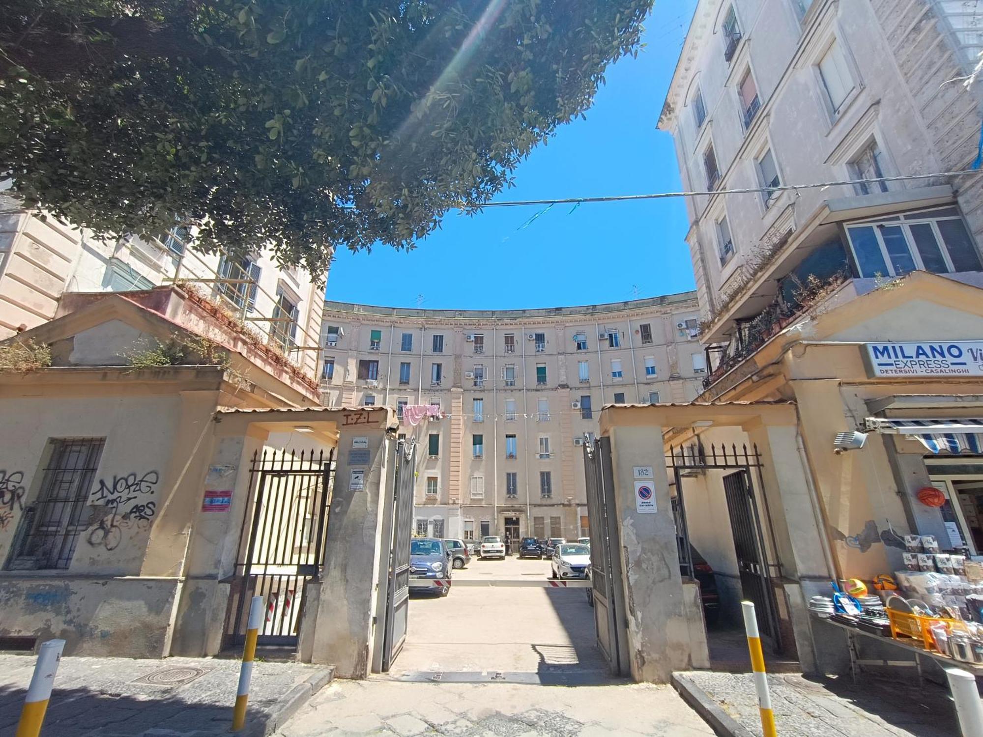 Bnb Etnuvio, Double Rooms In Napoli Dış mekan fotoğraf